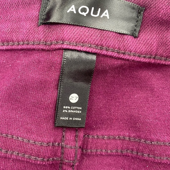 Aqua NWOT Bloomingdale's High Rise Coated Jackie Skinny Jeans Burgundy 27 New - Picture 7 of 9